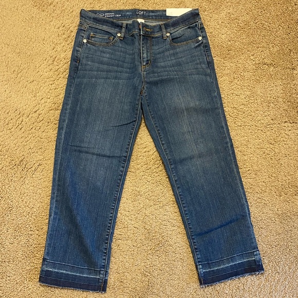 NWT - Loft Outlet Straight Crop Jeans - Picture 6 of 6